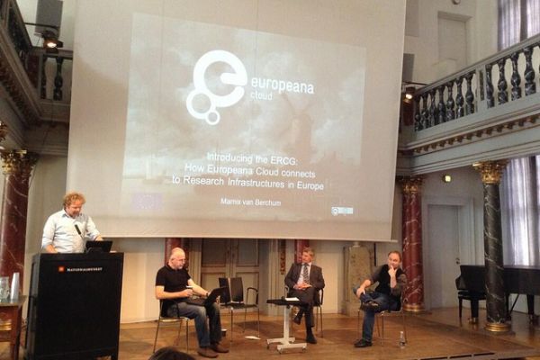 Debut Presentation for Europeana Research Coordinators Group